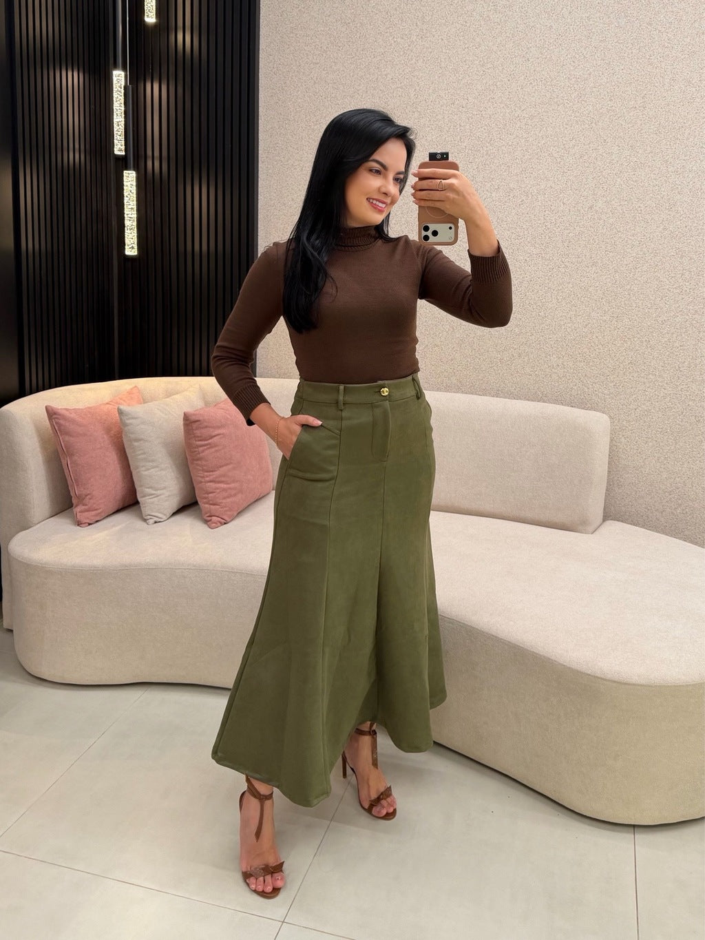 SAIA LIZ EM SUEDE